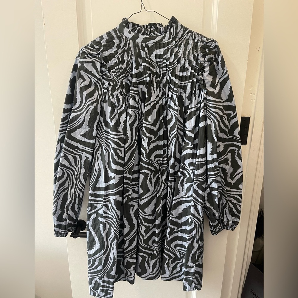 GANNI Pintucked tiger-print cotton-poplin mini dress - Picture 5 of 6